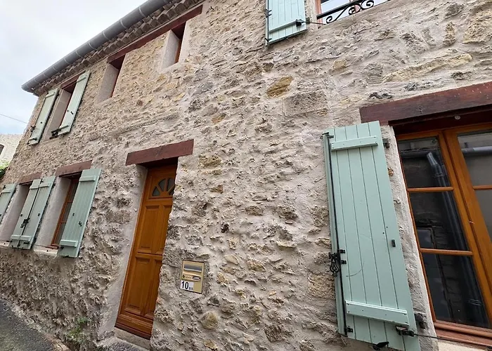 L'etoile Des Remparts بيت للعطل